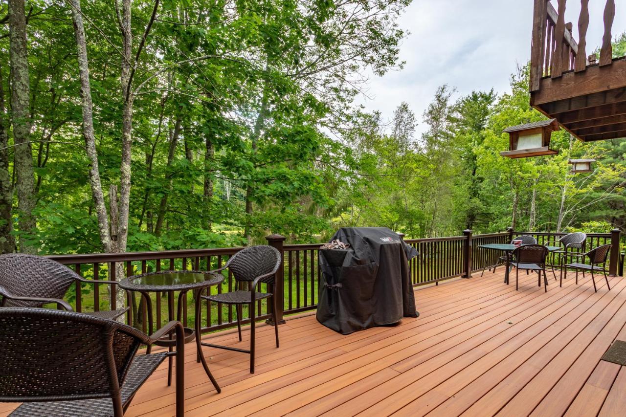 Bluebird Manor On The Water, 2 Acres & Amenities Villa Liberty Exteriör bild