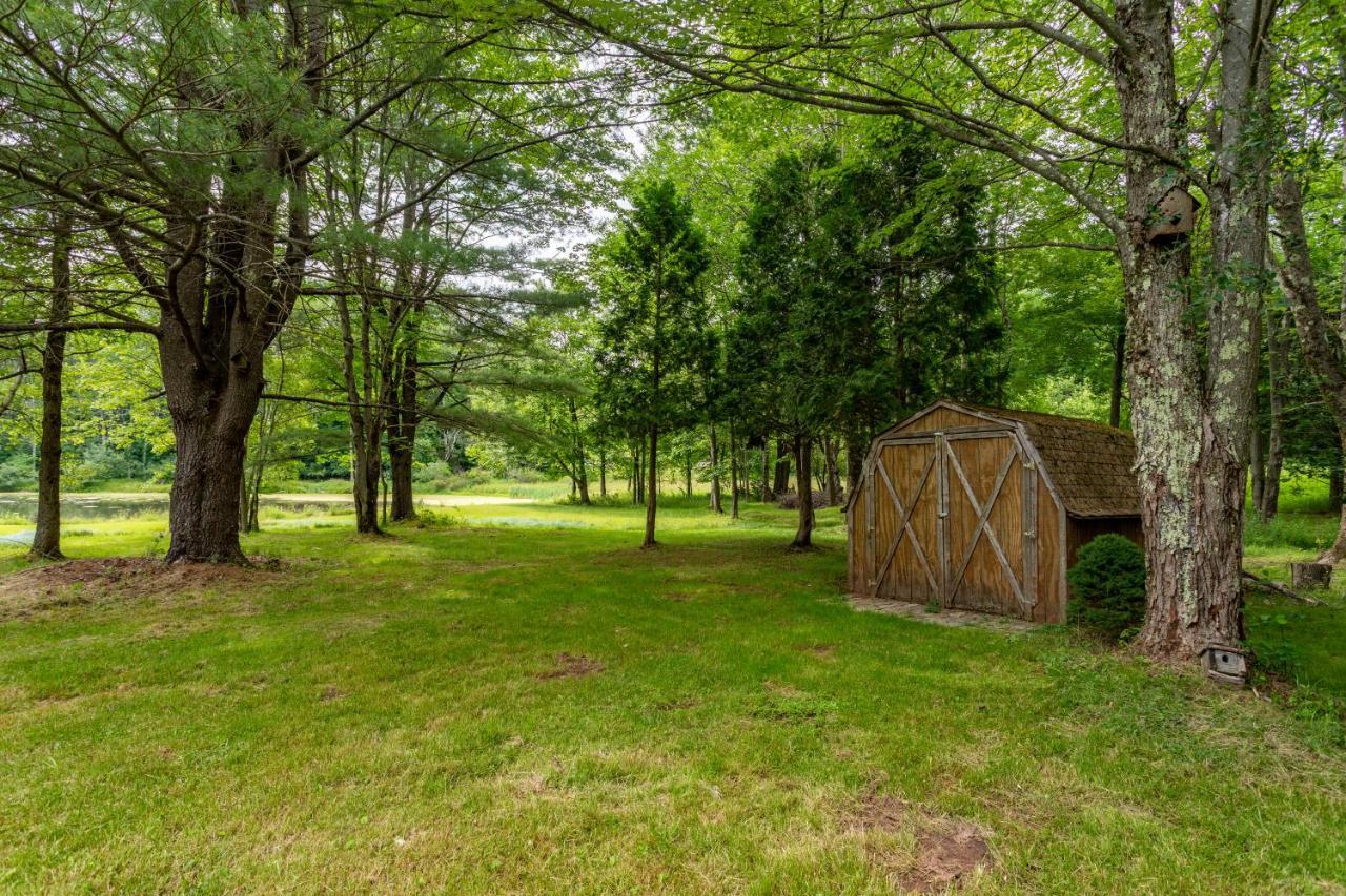 Bluebird Manor On The Water, 2 Acres & Amenities Villa Liberty Exteriör bild